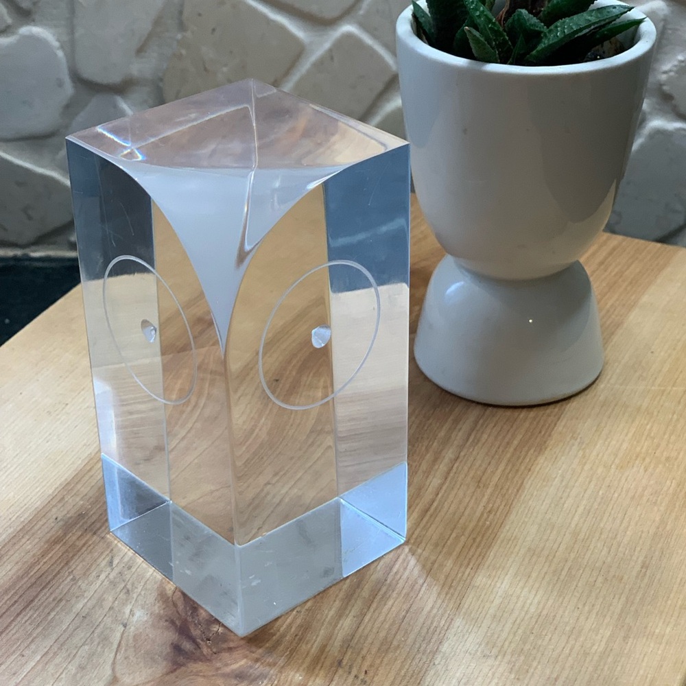 GUZZINI | Vintage Square Lucite Owl Sculpture